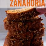 porciones de torta de zanahoria y nueces