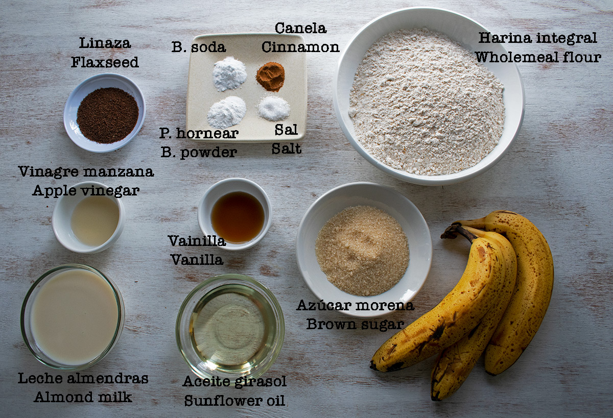 ingredientes para preparar pan de banana vegano