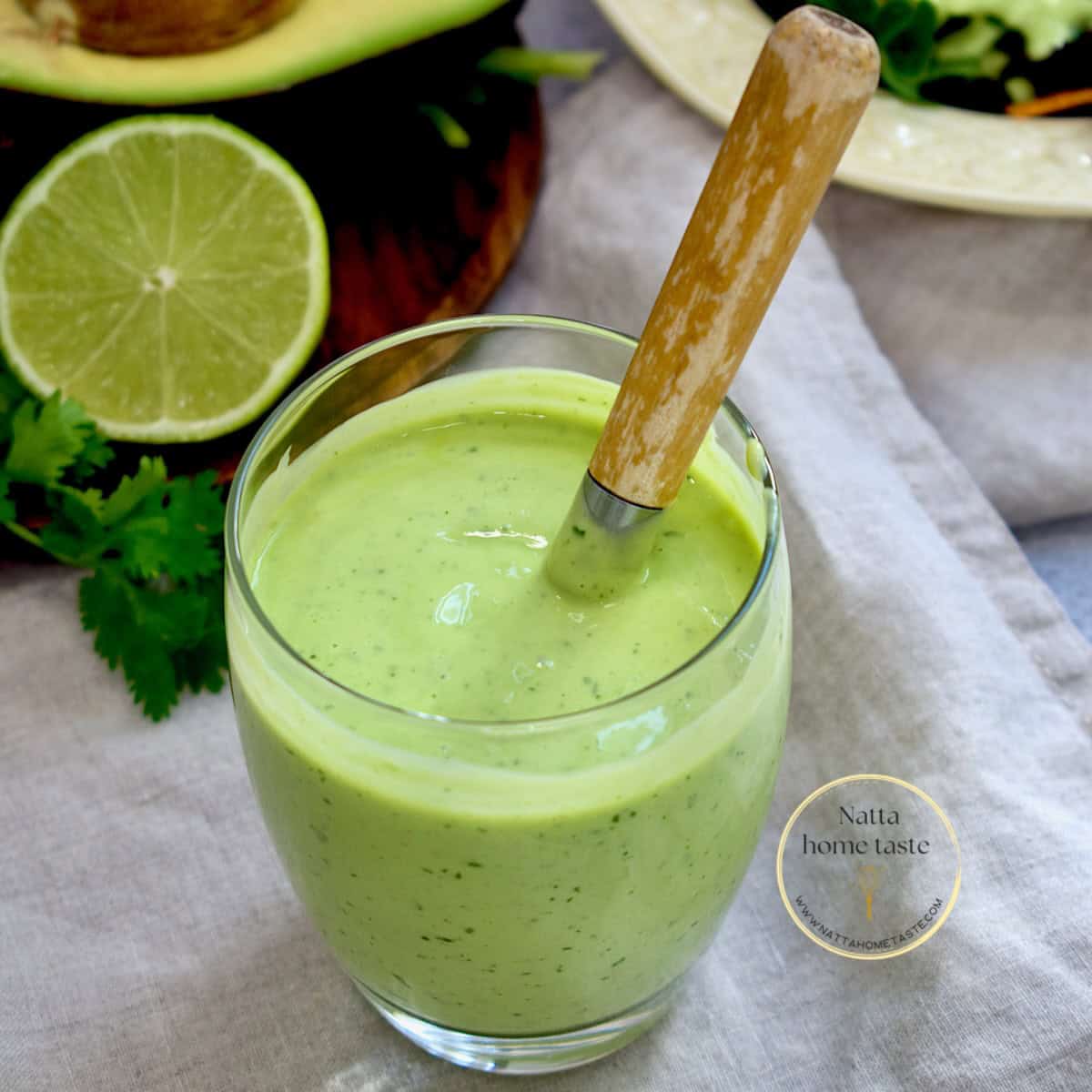 Aderezo de aguacate y cilantro