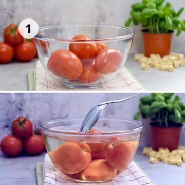 Tomates Roma con corte en cruz en bol de vidrio, sumergidos en agua hirviendo para pelarlos; albahaca y pasta desenfocadas al fondo.